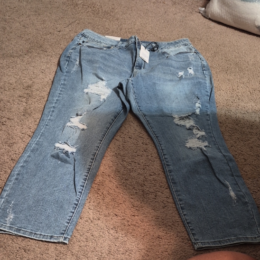 Judy Blue Light Blue Distressed Boyfriend Jeans